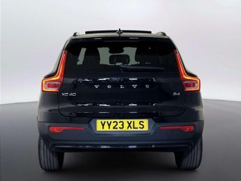Volvo XC40 2.0 B4 MHEV Ultimate SUV 5dr Petrol Hybrid DCT Auto Euro 6 (s/s)