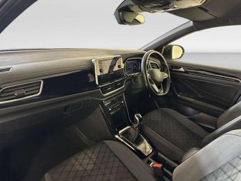 Volkswagen T-Roc 1.5 TSI R-Line SUV 5dr Petrol Manual Euro 6 (s/s) (150 ps)