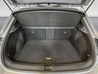 Volkswagen T-Roc 1.5 TSI R-Line SUV 5dr Petrol Manual Euro 6 (s/s) (150 ps)