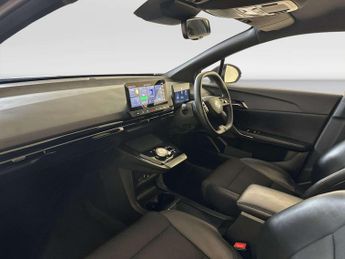 MG MG4 64kWh Trophy Long Range Hatchback 5dr Electric Auto (203 ps)