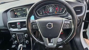 Volvo V40 1.5 T3 Momentum Nav Plus Auto Euro 6 (s/s) 5dr