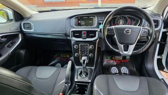 Volvo V40 1.5 T3 Momentum Nav Plus Auto Euro 6 (s/s) 5dr