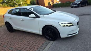 Volvo V40 1.5 T3 Momentum Nav Plus Auto Euro 6 (s/s) 5dr