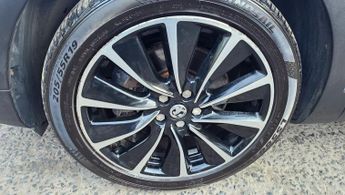 Vauxhall Grandland X 1.6 13.2kWh Business Edition Nav Auto Euro 6 (s/s) 5dr