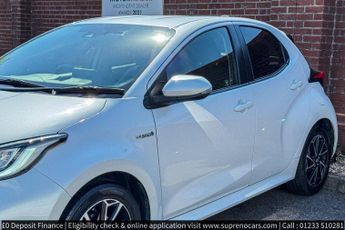 Toyota Yaris 1.5 VVT-h Design Hatchback 5dr Petrol Hybrid E-CVT Euro 6 (s/s) 