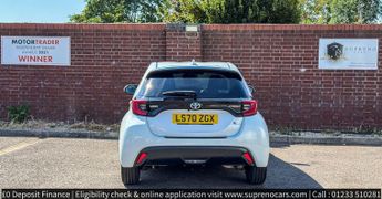 Toyota Yaris 1.5 VVT-h Design Hatchback 5dr Petrol Hybrid E-CVT Euro 6 (s/s) 