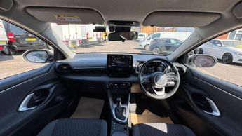 Toyota Yaris 1.5 VVT-h Design Hatchback 5dr Petrol Hybrid E-CVT Euro 6 (s/s) 
