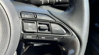 Toyota Yaris 1.5 VVT-h Design Hatchback 5dr Petrol Hybrid E-CVT Euro 6 (s/s) 