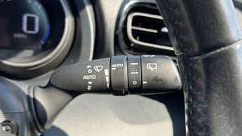 Toyota Yaris 1.5 VVT-h Design Hatchback 5dr Petrol Hybrid E-CVT Euro 6 (s/s) 