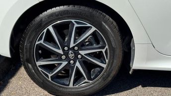 Toyota Yaris 1.5 VVT-h Design Hatchback 5dr Petrol Hybrid E-CVT Euro 6 (s/s) 
