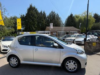 Toyota AYGO 1.0 VVT-i Ice Euro 5 5dr