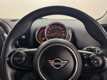 MINI Countryman 2.0 Cooper D Auto ALL4 Euro 6 (s/s) 5dr
