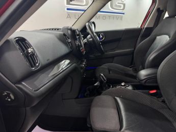 MINI Countryman 2.0 Cooper D Auto ALL4 Euro 6 (s/s) 5dr