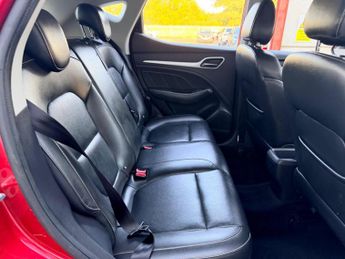 MG MG ZS 1.0 T-GDI Exclusive Auto Euro 6 5dr