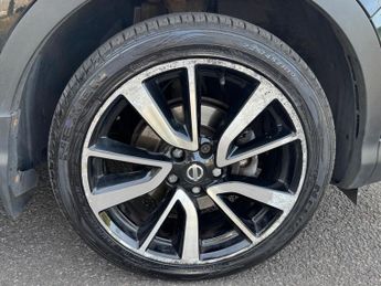Nissan Qashqai 1.2 DIG-T Tekna XTRON 2WD Euro 6 (s/s) 5dr