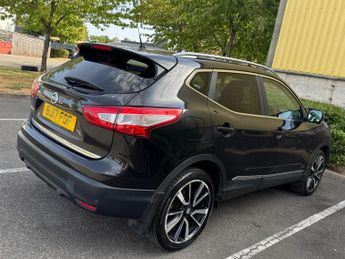 Nissan Qashqai 1.2 DIG-T Tekna XTRON 2WD Euro 6 (s/s) 5dr