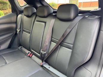 Nissan Qashqai 1.2 DIG-T Tekna XTRON 2WD Euro 6 (s/s) 5dr