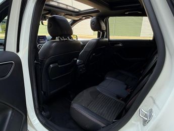 Mercedes-Benz B Class 1.5 B180d AMG Line (Premium Plus) 7G-DCT Euro 6 (s/s) 5dr