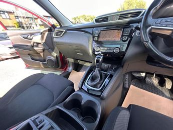 Nissan Qashqai 1.3 DIG-T N-Connecta DCT Auto Euro 6 (s/s) 5dr