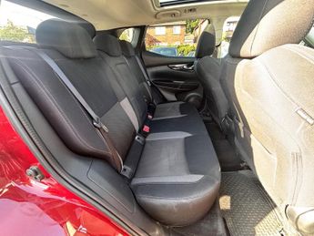 Nissan Qashqai 1.3 DIG-T N-Connecta DCT Auto Euro 6 (s/s) 5dr