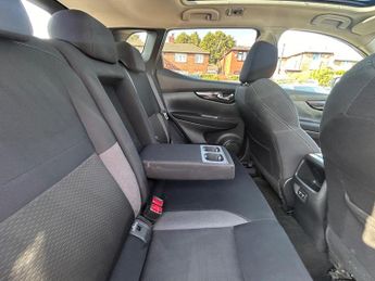 Nissan Qashqai 1.3 DIG-T N-Connecta DCT Auto Euro 6 (s/s) 5dr