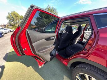 Nissan Qashqai 1.3 DIG-T N-Connecta DCT Auto Euro 6 (s/s) 5dr