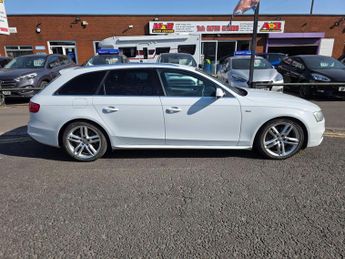 Audi A4 Avant 2.0 TFSI S line Euro 5 (s/s) 5dr