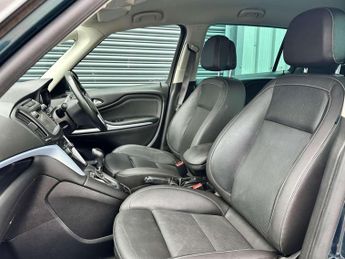 Vauxhall ZAFIRA TOURER 1.4 Zafira Tourer SRi Nav T Auto 5dr