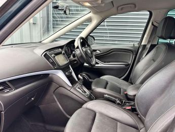 Vauxhall ZAFIRA TOURER 1.4 Zafira Tourer SRi Nav T Auto 5dr