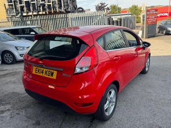 Ford Fiesta 1.0T EcoBoost Zetec Euro 5 (s/s) 5dr