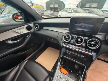 Mercedes-Benz C Class 2.1 C220d AMG Line (Premium) 7G-Tronic+ Euro 6 (s/s) 4dr