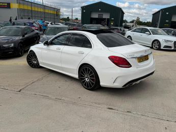 Mercedes-Benz C Class 2.1 C220d AMG Line (Premium) 7G-Tronic+ Euro 6 (s/s) 4dr