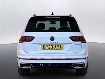 Volkswagen Tiguan 1.4 TSI 13kWh R-Line SUV 5dr Petrol Plug-in Hybrid DSG Euro 6 (s