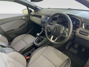 Renault Clio 1.0 TCe techno Hatchback 5dr Petrol Manual Euro 6 (s/s) (90 ps)