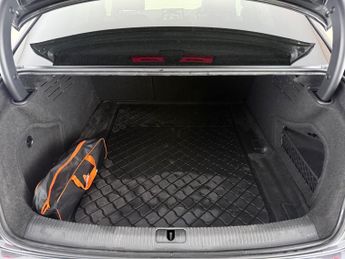 Audi A4 2.0 TDI 35 S line S Tronic Euro 6 (s/s) 4dr