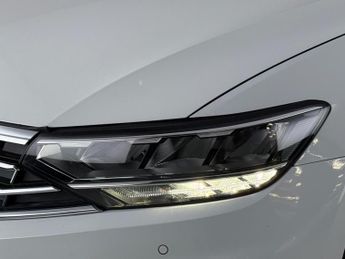 Volkswagen Passat 2.0 TDI EVO R-Line DSG Euro 6 (s/s) 5dr