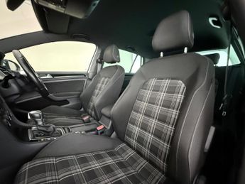 Volkswagen Golf 2.0 TDI BlueMotion Tech GTD DSG Euro 6 (s/s) 5dr