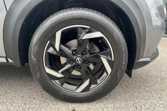 Nissan Juke 1.0 DiG-T 114 N-Connecta 5dr DCT