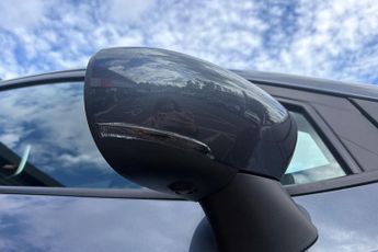 Nissan Micra 1.0 IG-T 92 Tekna 5dr CVT