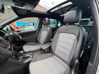 Volkswagen Tiguan 2.0 TDI BlueMotion Tech R-Line SUV 5dr Diesel DSG 4Motion Euro 6