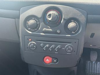 Renault Clio 1.2 16v Extreme 3dr