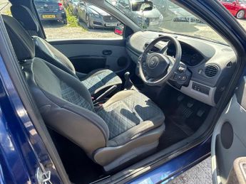 Renault Clio 1.2 16v Extreme 3dr