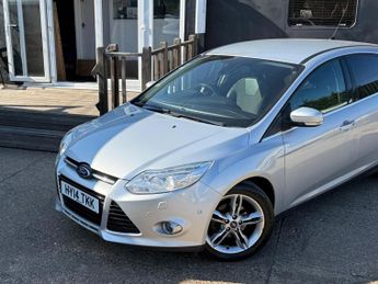 Ford Focus 1.0T EcoBoost Titanium X Euro 5 (s/s) 5dr