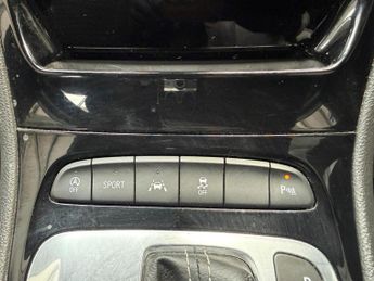 Vauxhall Astra 1.4i Turbo SRi Nav Sports Tourer Auto Euro 6 (s/s) 5dr