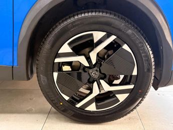 Peugeot 2008 1.2 PureTech Allure EAT Euro 6 (s/s) 5dr