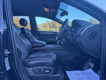 Audi Q7 3.0 TDI V6 S line Tiptronic quattro Euro 5 (s/s) 5dr