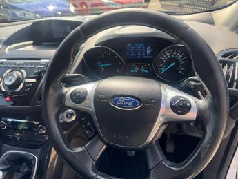Ford Kuga 2.0 TDCi Titanium 2WD Euro 5 5dr