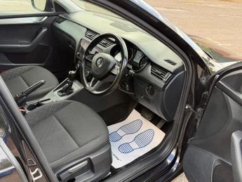 Skoda Octavia 1.6 TDI CR S Estate 5dr Diesel DSG Euro 6 (s/s) (115 ps)