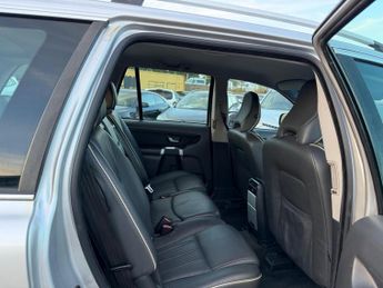 Volvo XC90 2.4 D5 SE Lux Geartronic AWD 5dr
