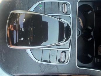 Mercedes-Benz C Class 2.1 C220d AMG Line (Premium Plus) 7G-Tronic+ Euro 6 (s/s) 4dr